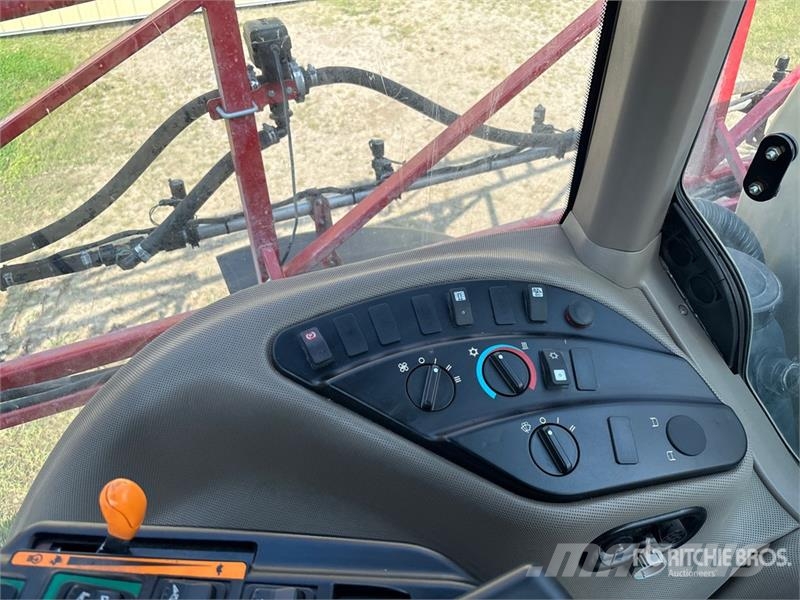 Case IH 3230 Patriot 100 ft 4x4 High Clearance Self-Propel Zelfrijdende spuitmachines