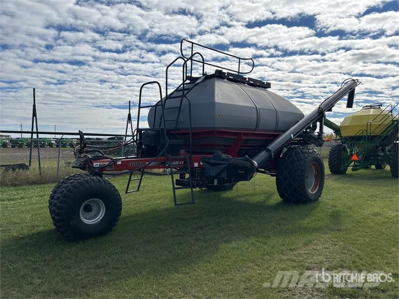Case IH 3380 380 bu Tow-Behind Air Cart Sejačice