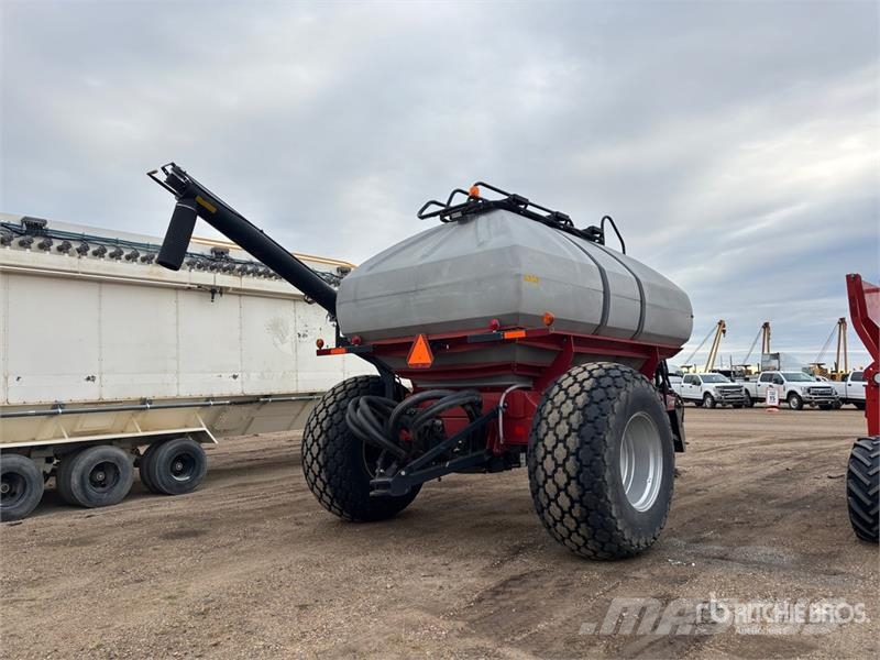 Case IH 3430 430 bu Tow-Between Air Cart Kylvökoneet