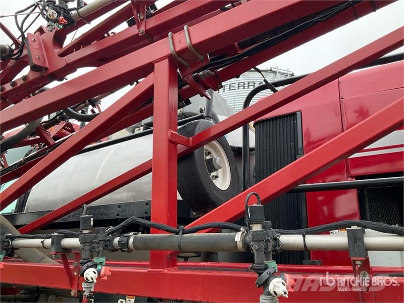 Case IH 4420 120 ft 4x4 High Clearance Self-Propelled Spra رشاشات ذاتية الحركة