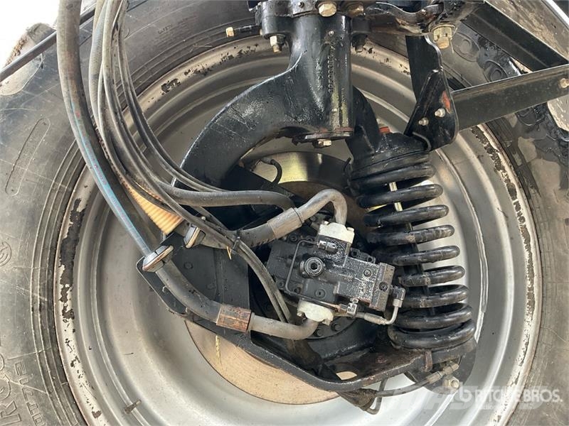 Case IH 4420 120 ft 4x4 High Clearance Self-Propelled Spra رشاشات ذاتية الحركة