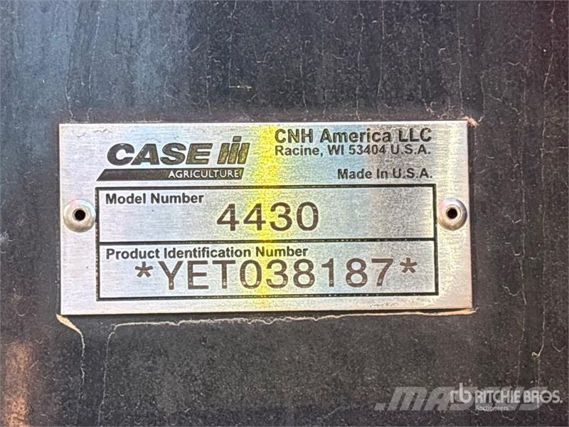 Case IH 4430 Самохідні обприскувачі