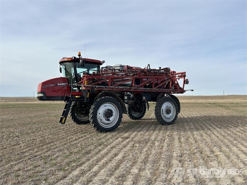 Case IH 4430 自走式噴霧機