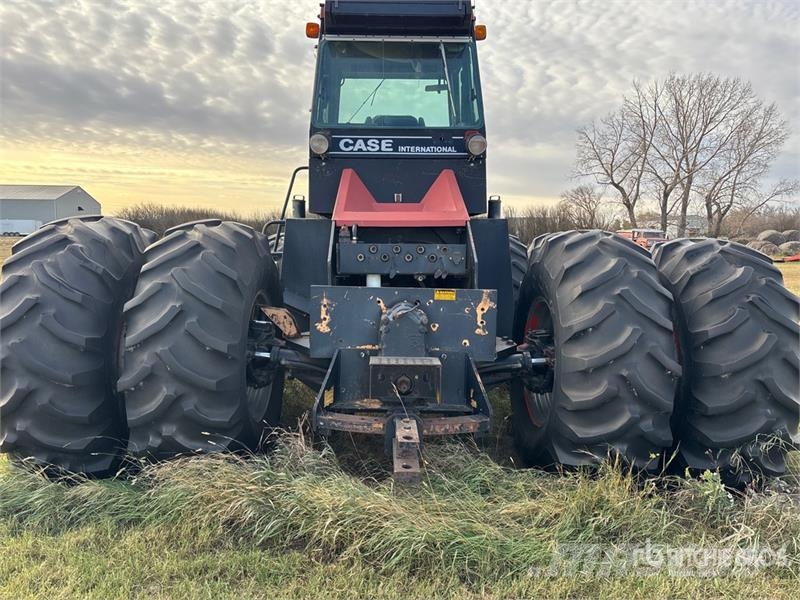 Case IH 4994 4WD Tractor (Inoperable) Трактори