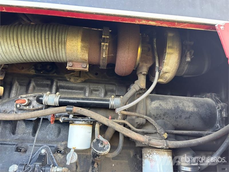 Case IH 4994 4WD Tractor (Inoperable) Трактори