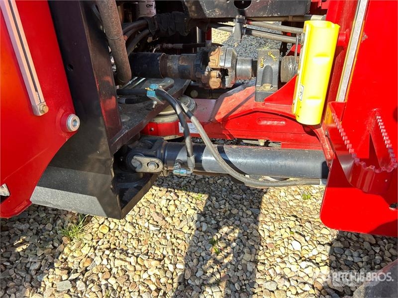 Case IH 540 الجرارات