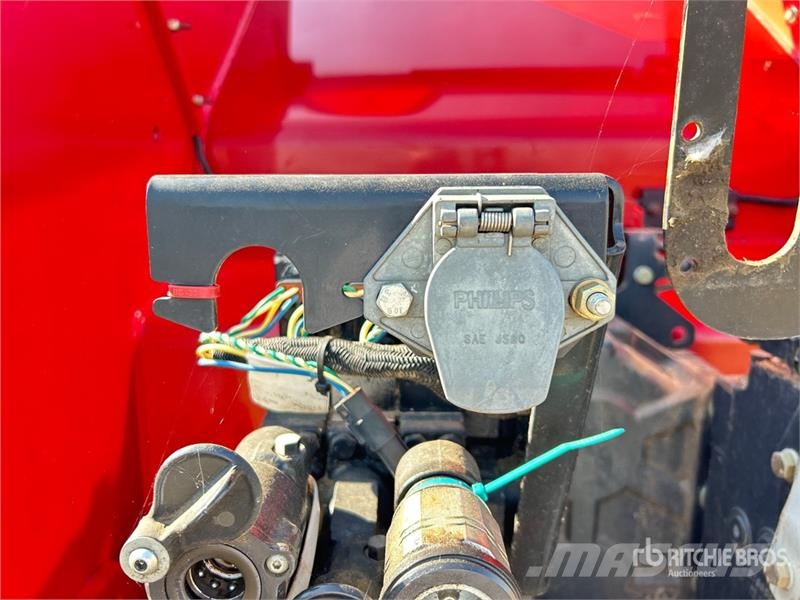 Case IH 540 الجرارات