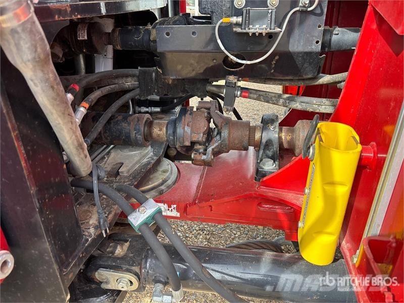 Case IH 600 Quadtrac Track Tractor Трактори