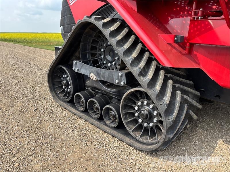 Case IH 645 Quadtrac Track Tractor Traktory
