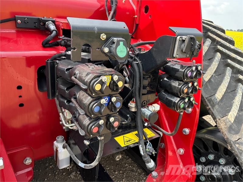 Case IH 645 Quadtrac Track Tractor Traktory