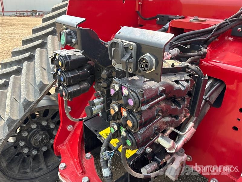Case IH 645 Quadtrac Track Tractor Traktory