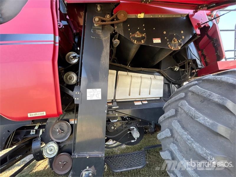 Case IH 7010 聯合收穫機