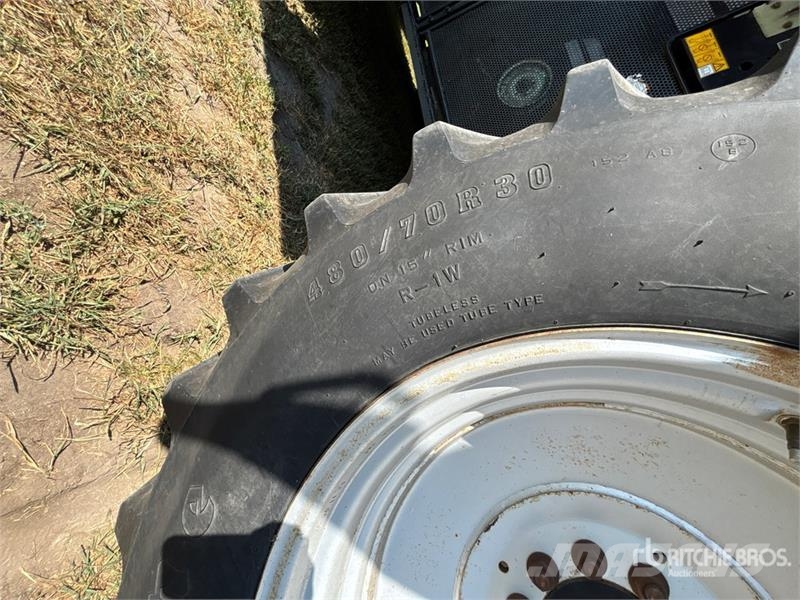 Case IH 7010 聯合收穫機