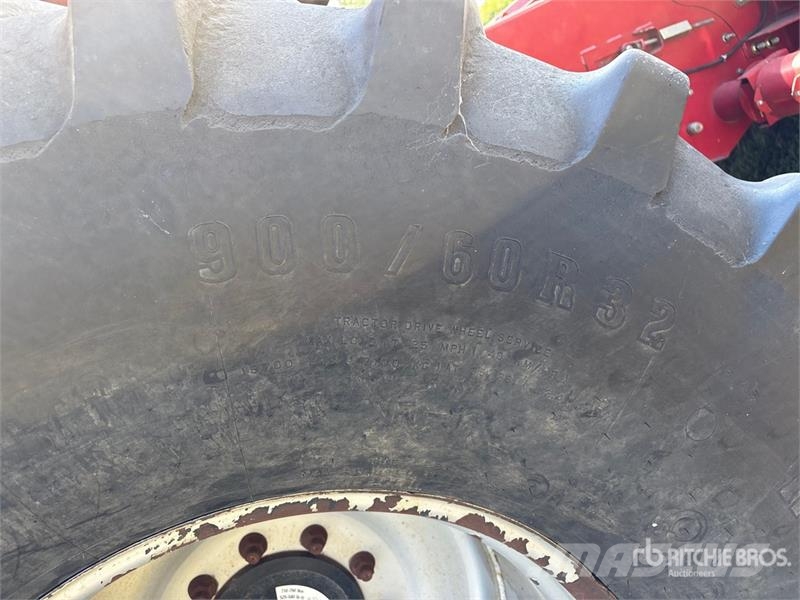 Case IH 7010 聯合收穫機