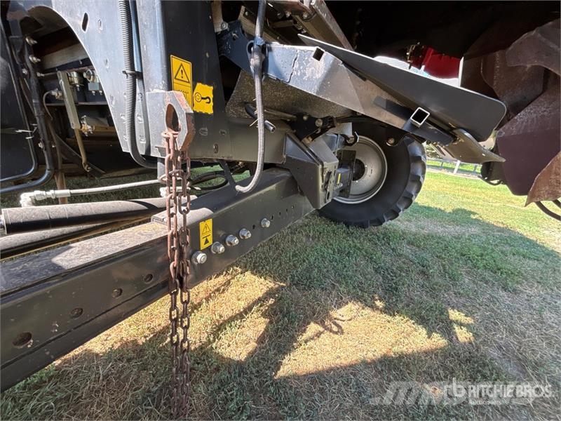 Case IH 7010 聯合收穫機