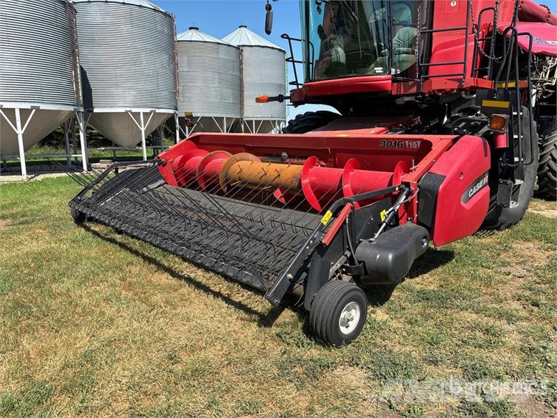 Case IH 7010 聯合收穫機