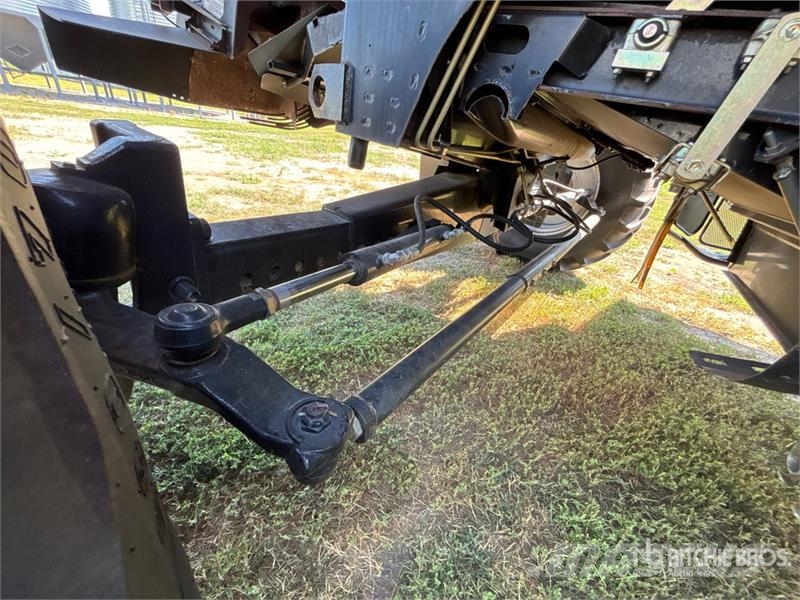 Case IH 7010 聯合收穫機