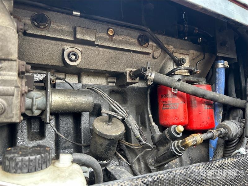 Case IH 7140 4WD Tractor Трактори