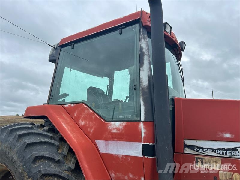Case IH 7140 4WD Tractor Трактори