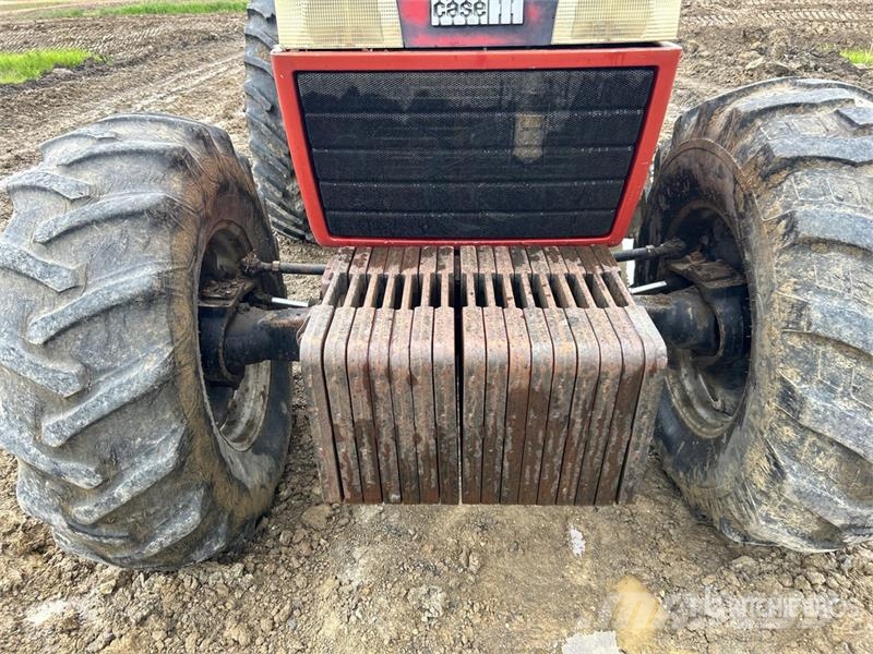 Case IH 7140 4WD Tractor Трактори