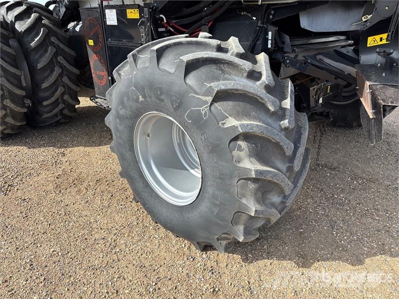 Case IH 7230 聯合收穫機
