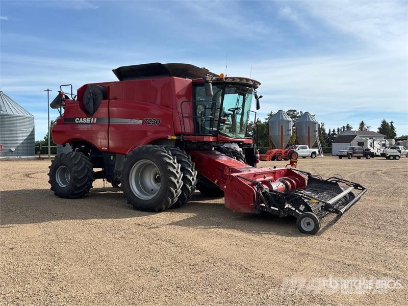 Case IH 7230 聯合收穫機