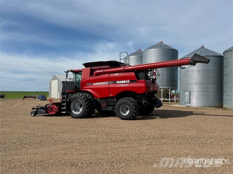 Case IH 7230 聯合收穫機