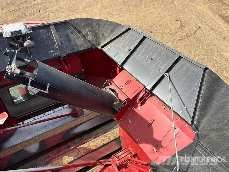 Case IH 7230 聯合收穫機