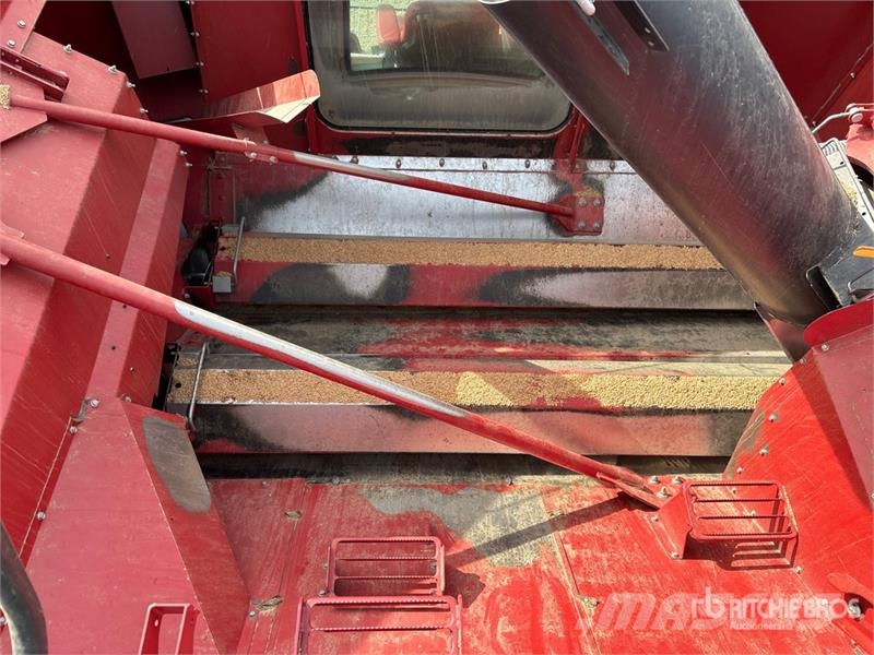 Case IH 7230 聯合收穫機