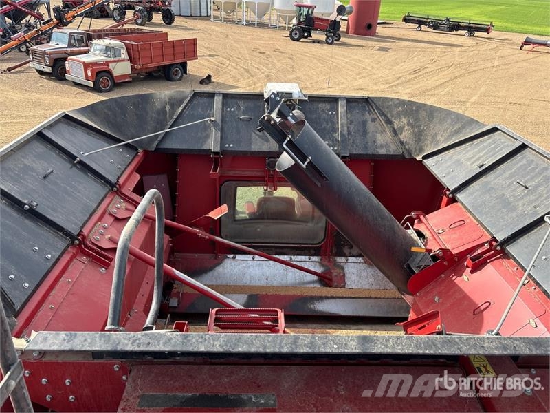 Case IH 7230 聯合收穫機