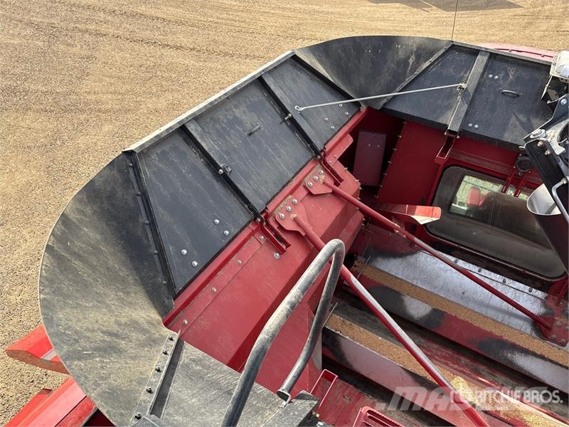 Case IH 7230 聯合收穫機