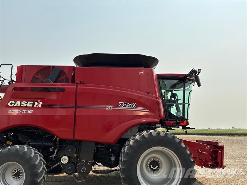 Case IH 7250 Combine Harvester Mietitrebbiatrici