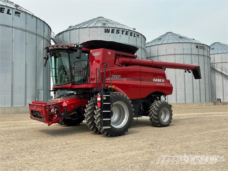 Case IH 7250 Combine Harvester Mietitrebbiatrici