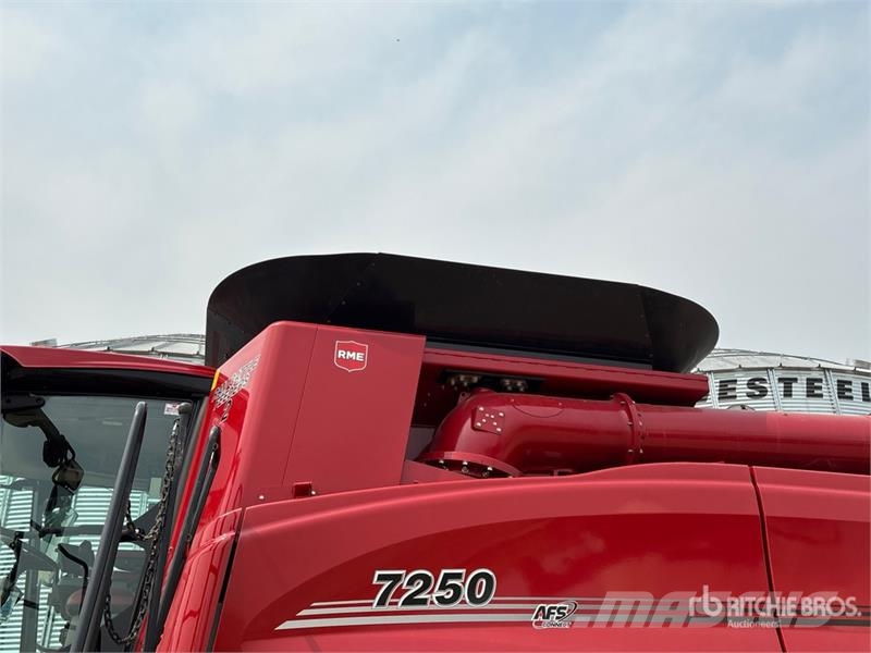 Case IH 7250 Combine Harvester Mietitrebbiatrici