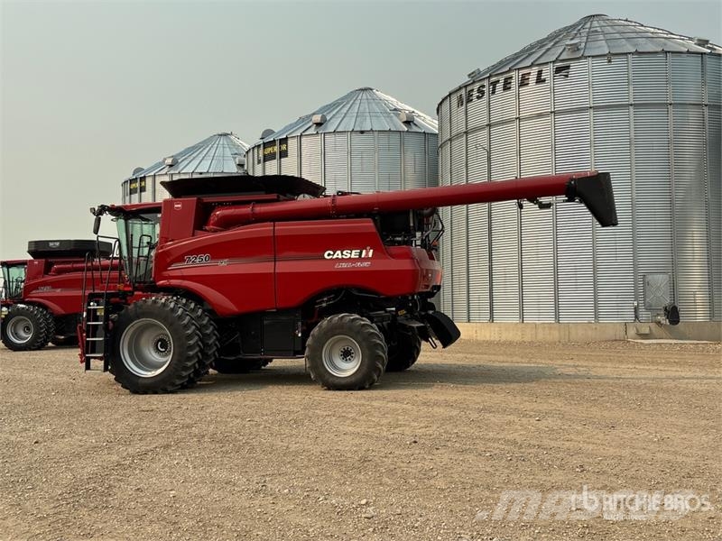 Case IH 7250 Combine Harvester Mietitrebbiatrici