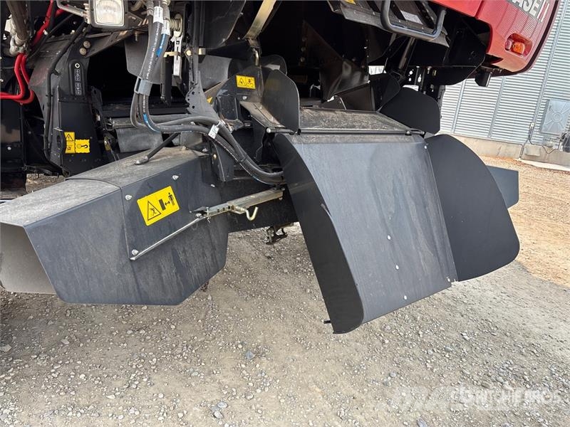 Case IH 7250 Combine Harvester Mietitrebbiatrici