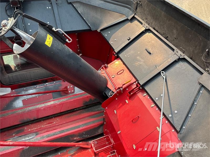 Case IH 7250 Combine Harvester Mietitrebbiatrici