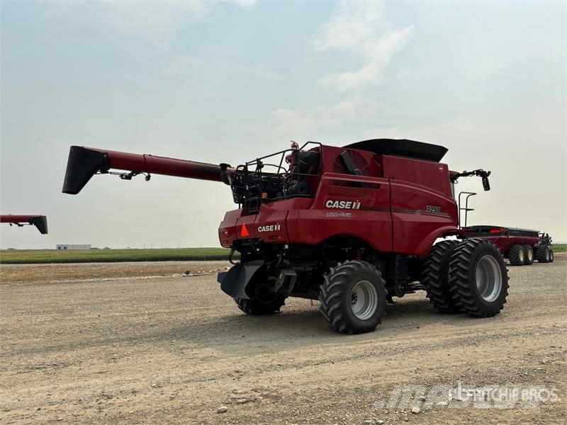 Case IH 7250 Combine Harvester Mietitrebbiatrici