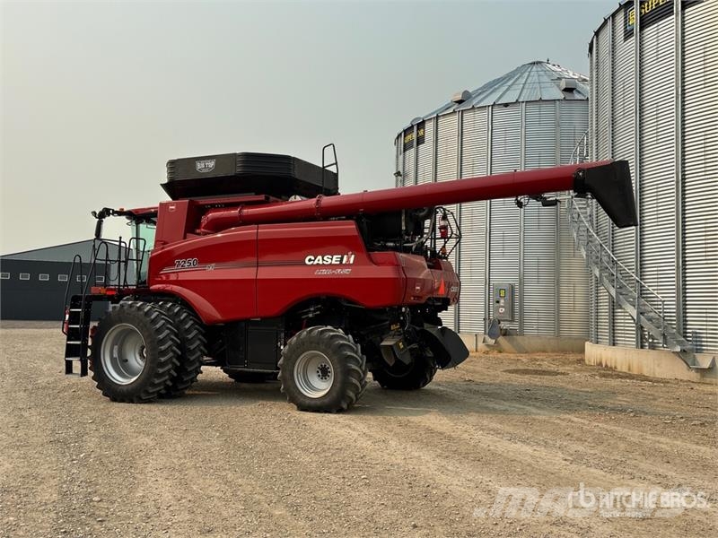Case IH 7250 Combine Harvester Mietitrebbiatrici