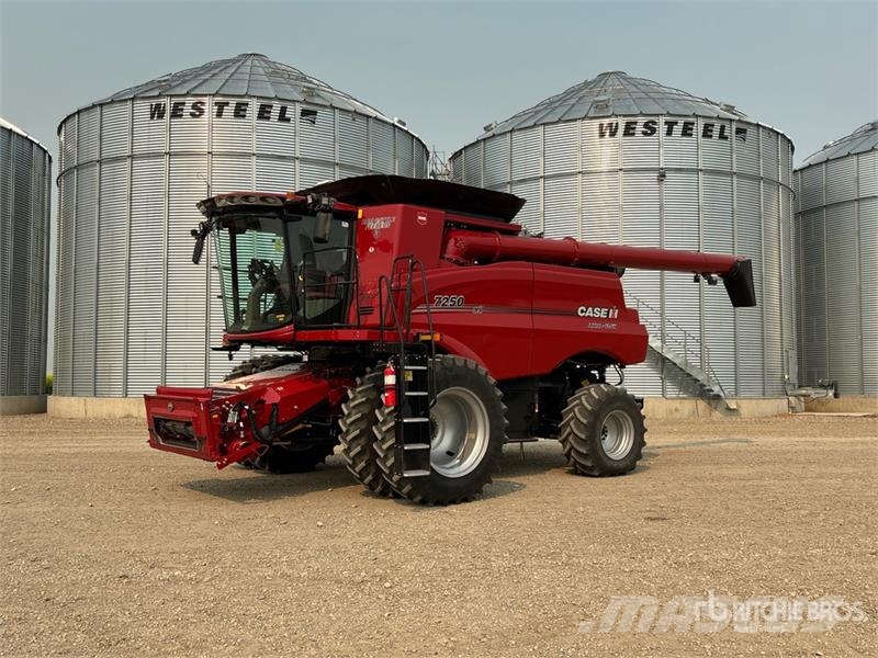 Case IH 7250 Combine Harvester Mietitrebbiatrici