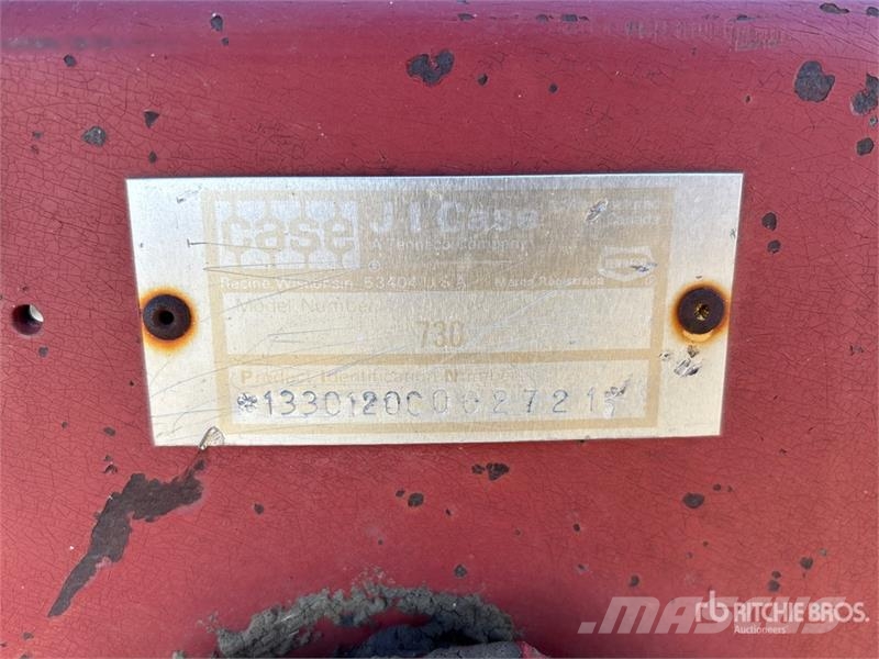 Case IH 730 30 ft Pull Type Swather Windrower (Inoperable) Zwadharken