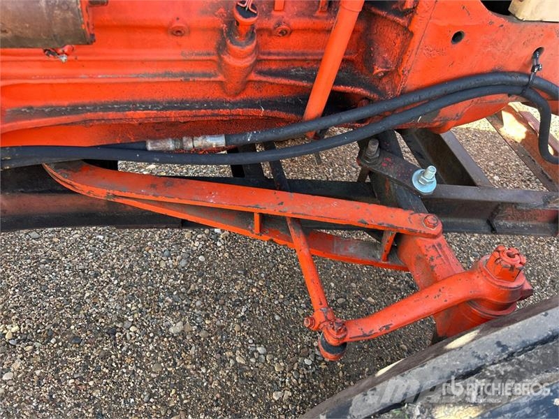 Case IH 742 730 Series 2WD Tractor Traktory