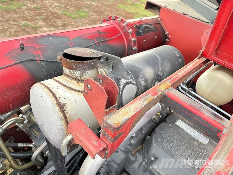 Case IH 8010 Leikkuupuimurit