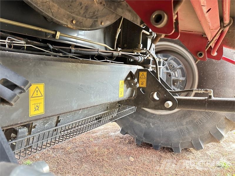 Case IH 8010 Leikkuupuimurit