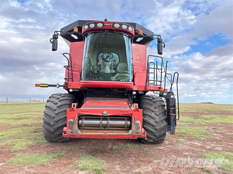 Case IH 8010 Leikkuupuimurit