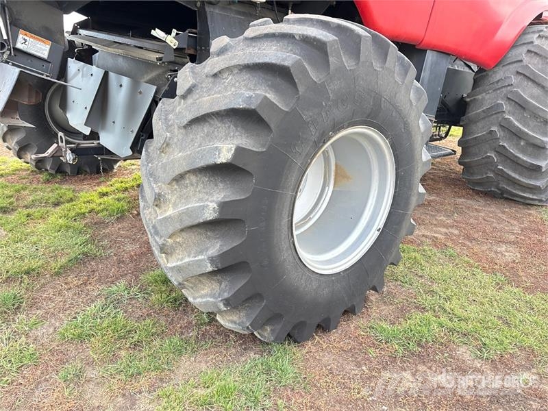 Case IH 8010 Leikkuupuimurit