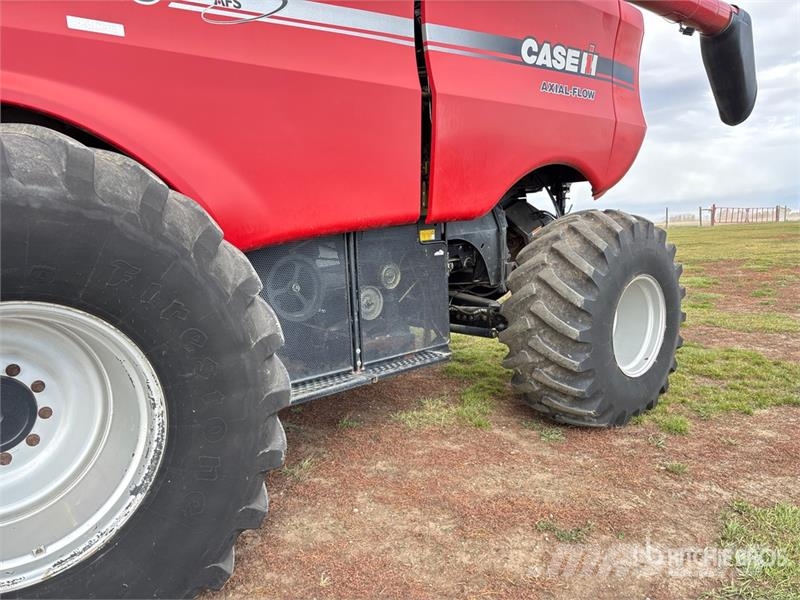 Case IH 8010 Leikkuupuimurit