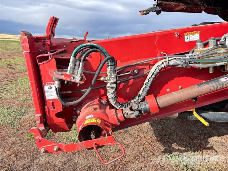 Case IH 8010 Leikkuupuimurit