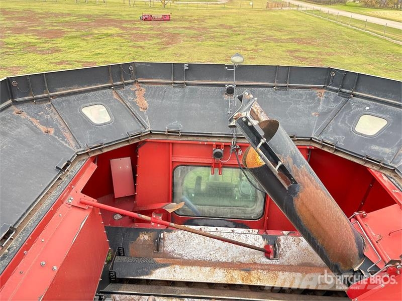 Case IH 8010 Leikkuupuimurit