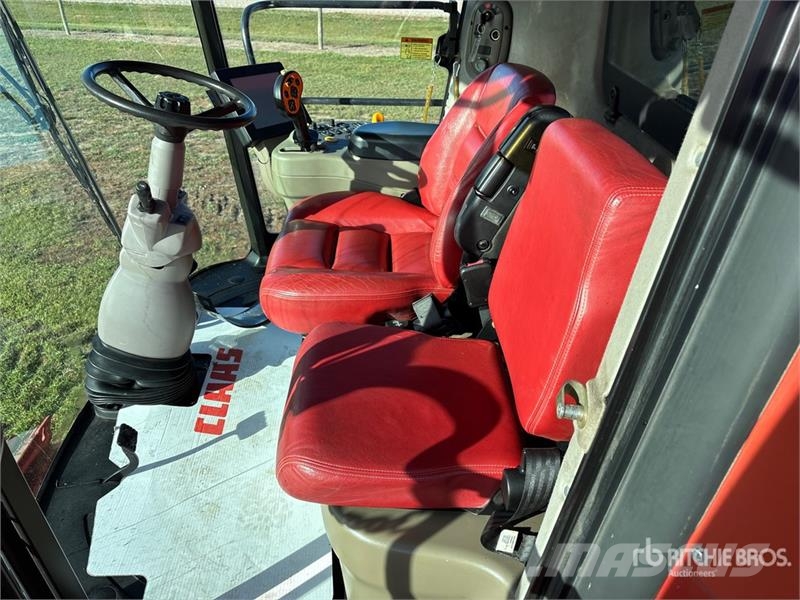 Case IH 8120 コンバイン